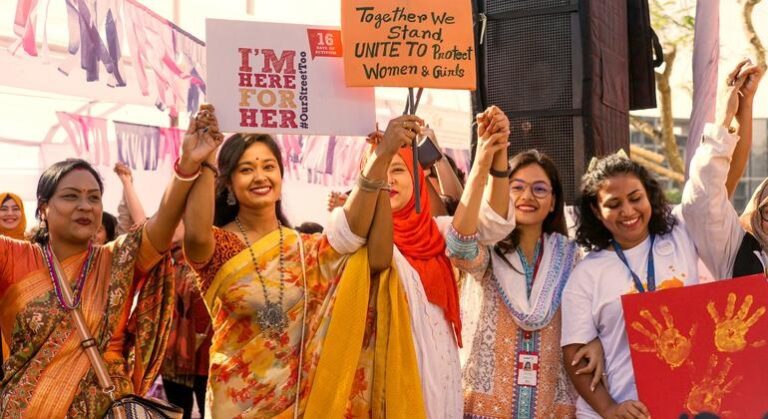 5 Ways to Increase the Economic Strength of Women/ महिलाओं की आर्थिक मज़बूती बढ़ाने के 5 तरीक़े